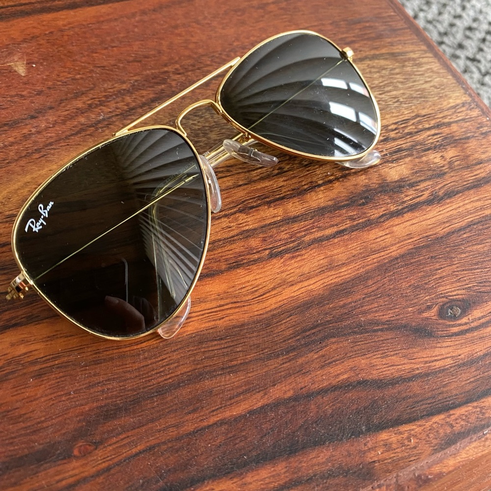 Ray-Ban Gold Aviator Sunglasses